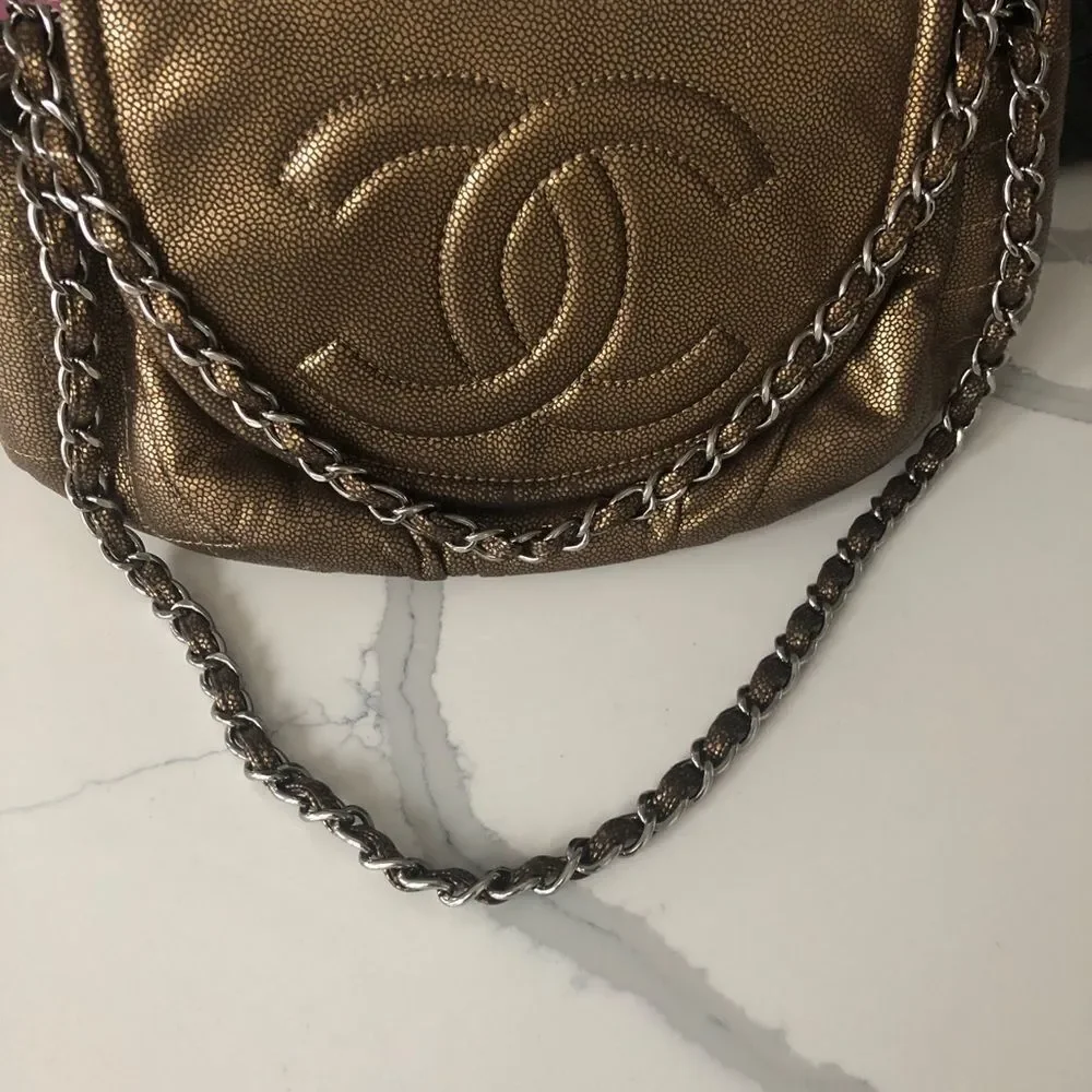 CHANEL bronze shoulder/crossbody bag - Picture 5 of 8